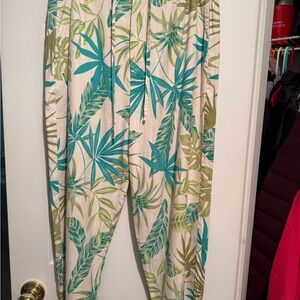 Hilo Hattie Green and Cream Tropical Pants